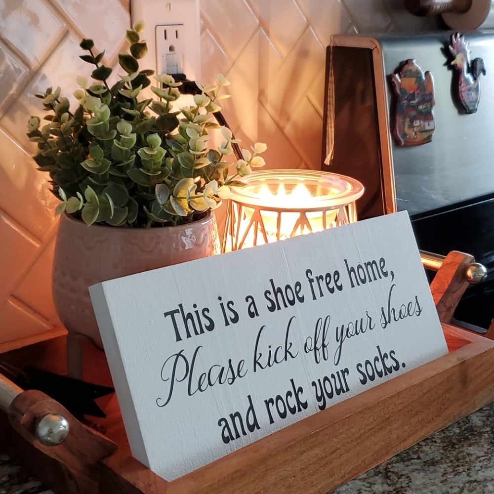 Farmhouse signs
